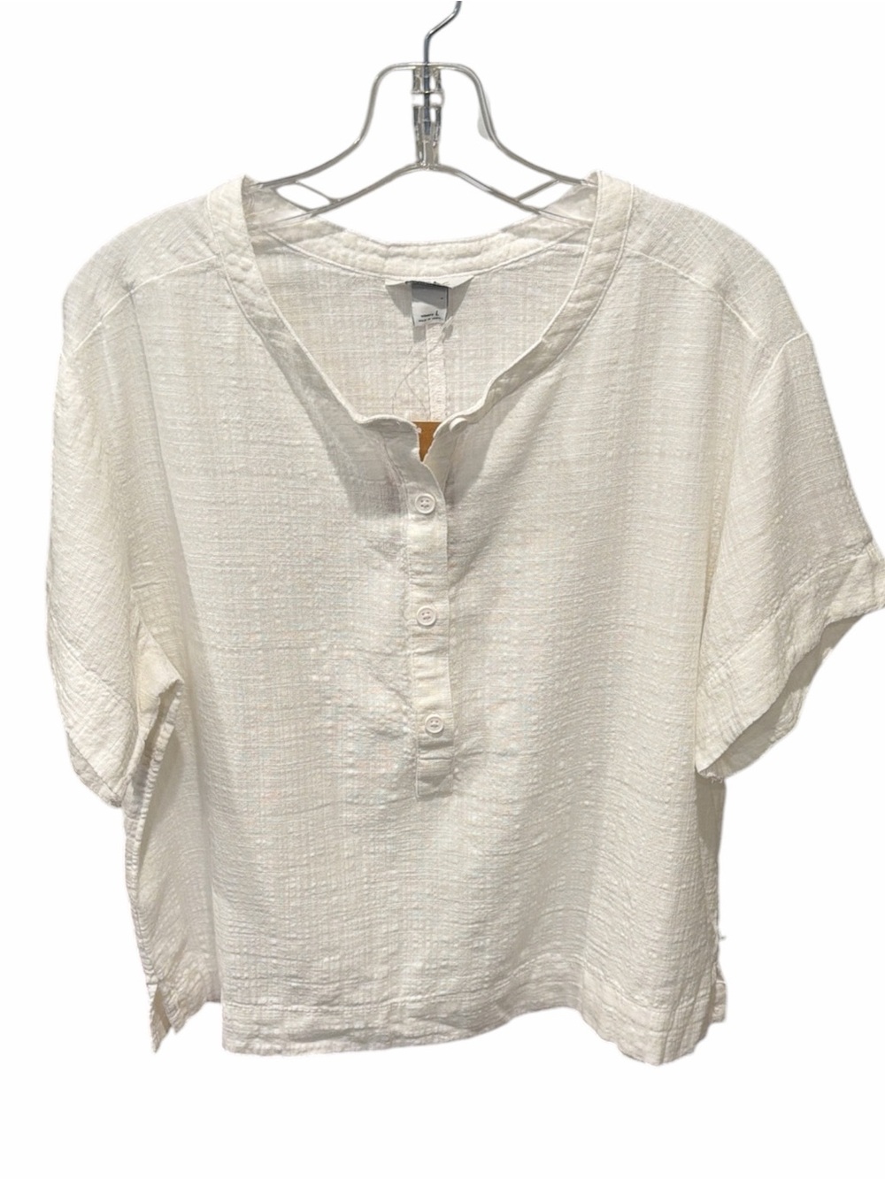 Eddie Bauer White Textured Gauze Henley Top Large Cotton Blend Short Sleeve NWT - Picture 2 of 7